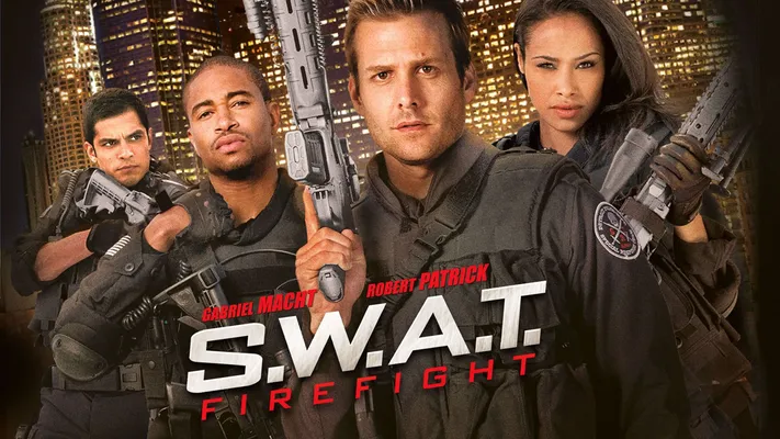 S.W.A.T.: Đọ súng S.W.A.T.: Đọ súng